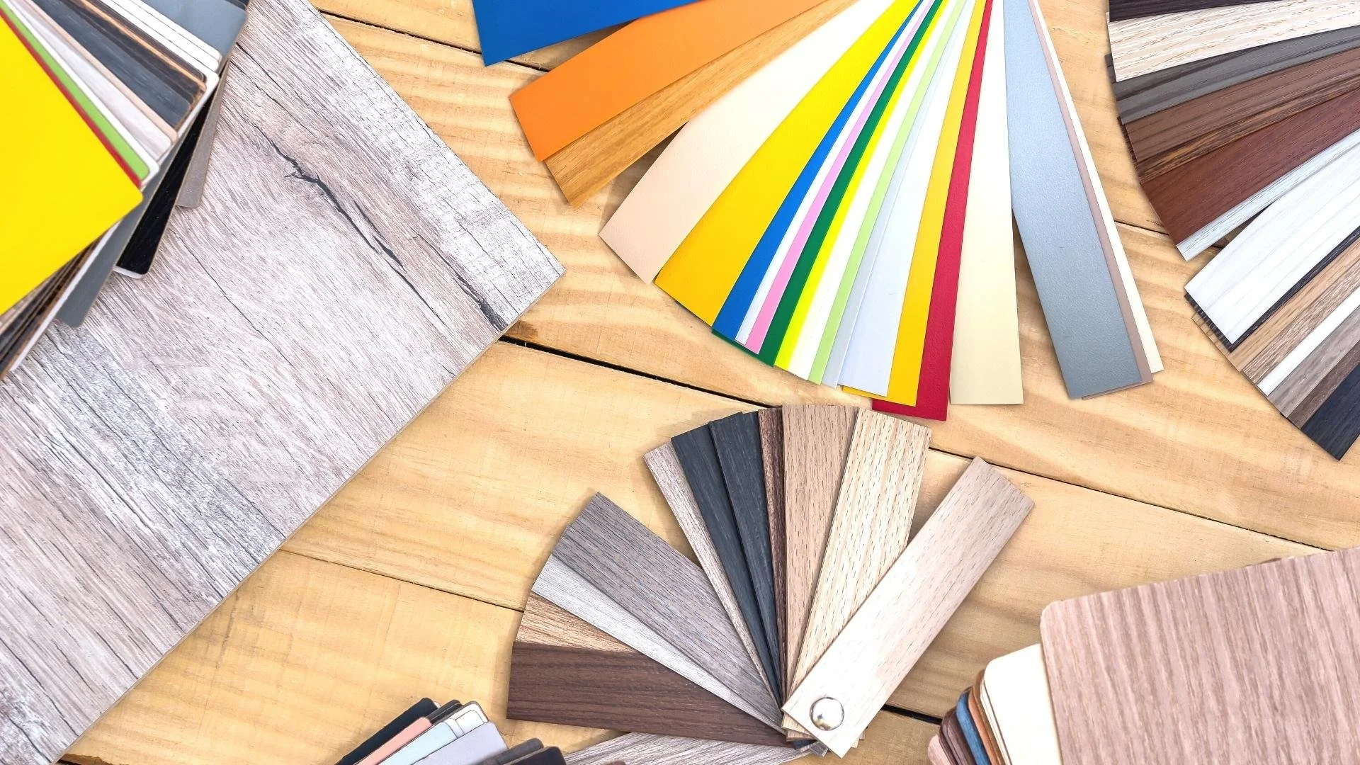 .... The Importance of Material Selection in Sample and Display Design .. L’importance de la sélection des matériaux dans la conception des échantillons et des expositions ....