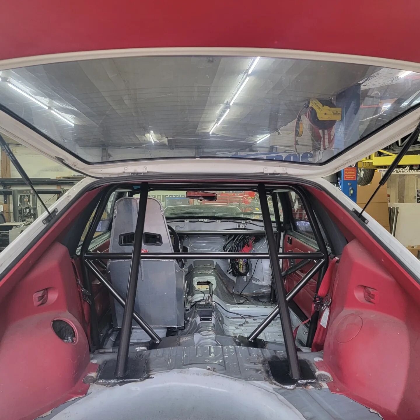 Another 8.50 cage built in 3 days. No need to miss any racing when you come to Warfighter Fabrication. #fabrication #racecar #mustang #foxbody #rollcage