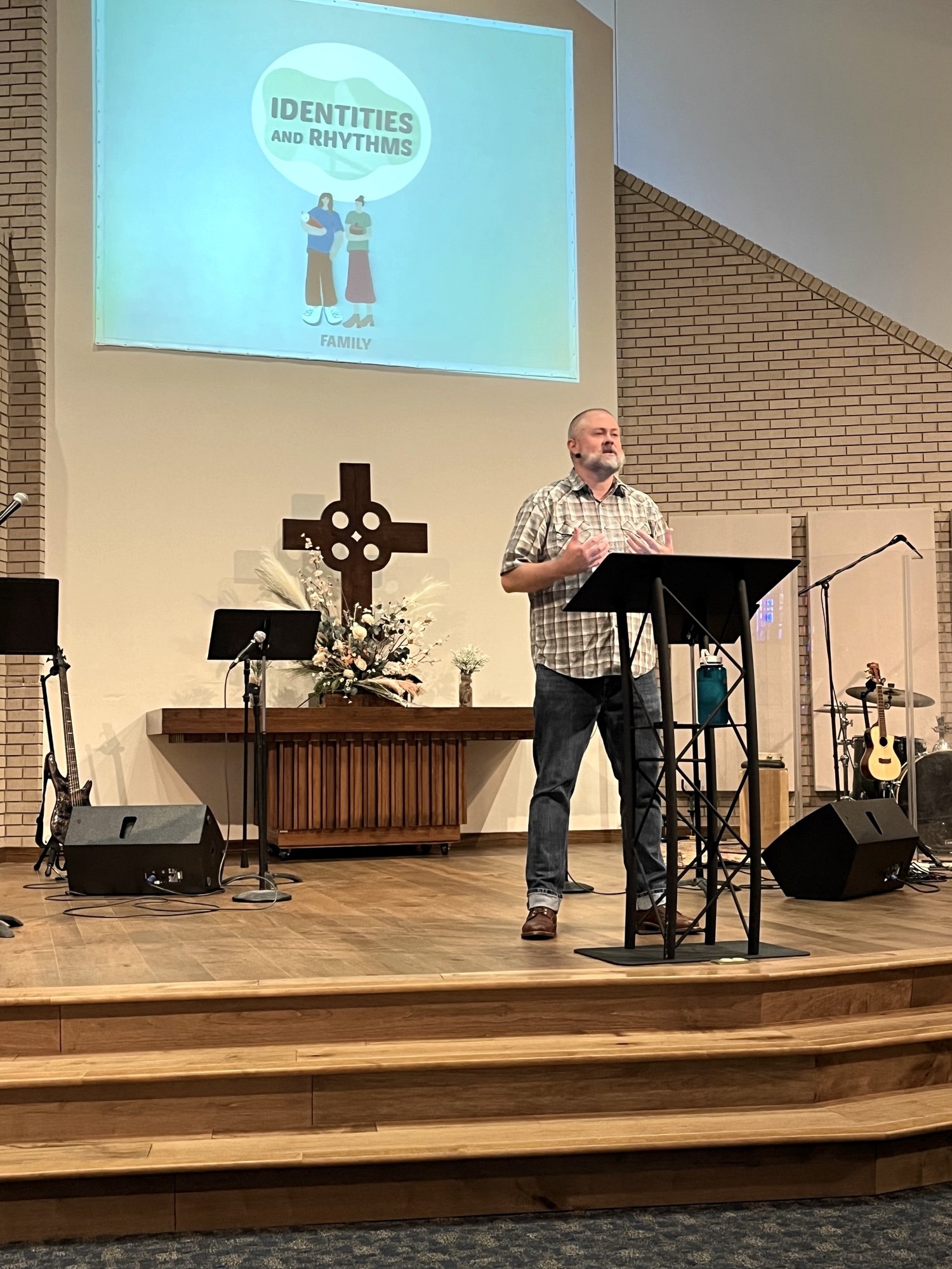 Family Eats (Mark 3:31-35)