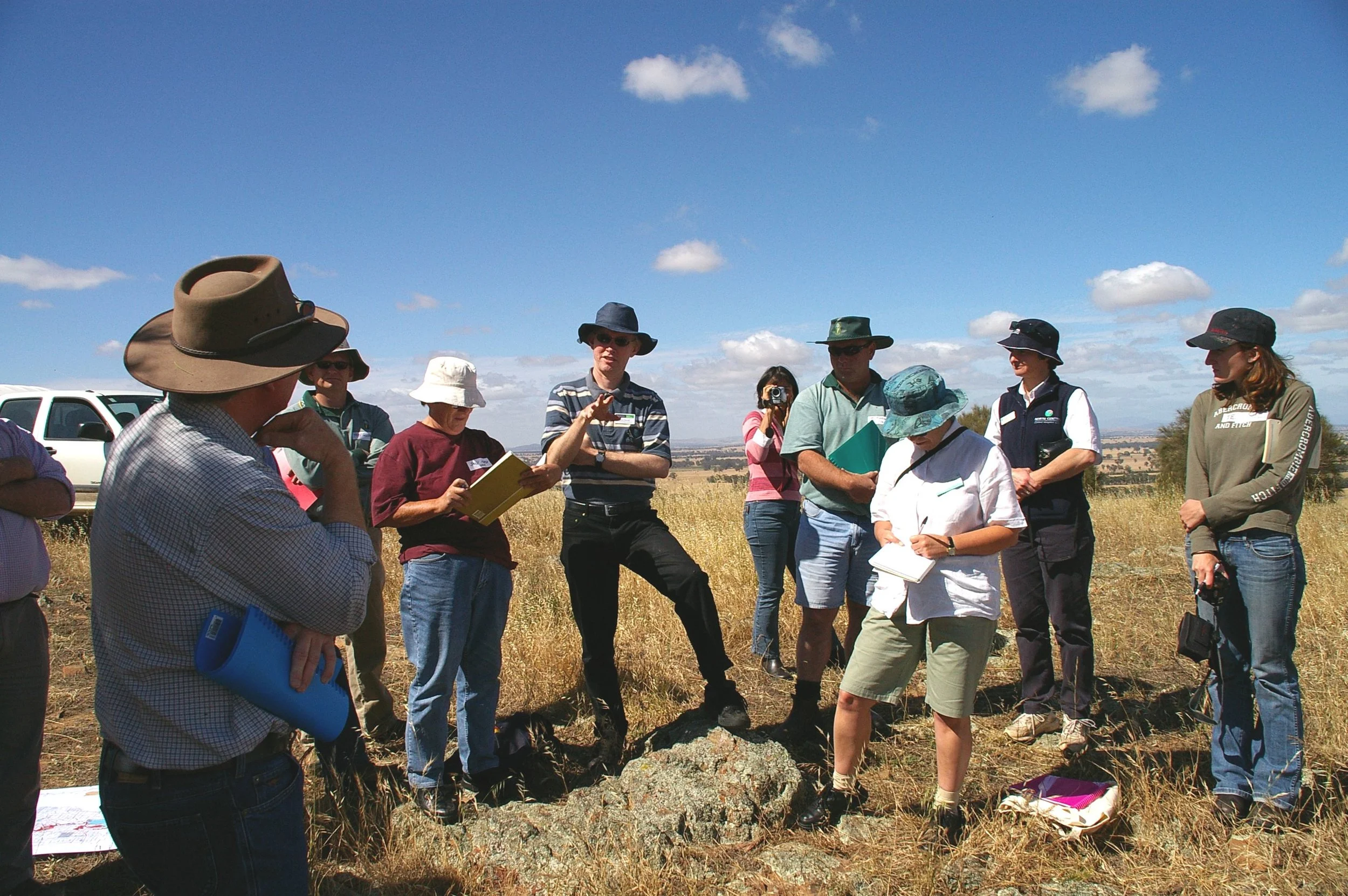 Atop Raeburn Hillb.JPG