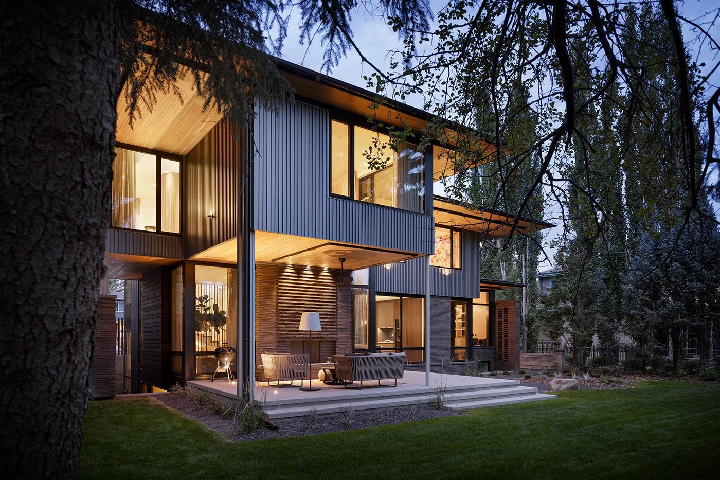 Avenue Living  - May 2022