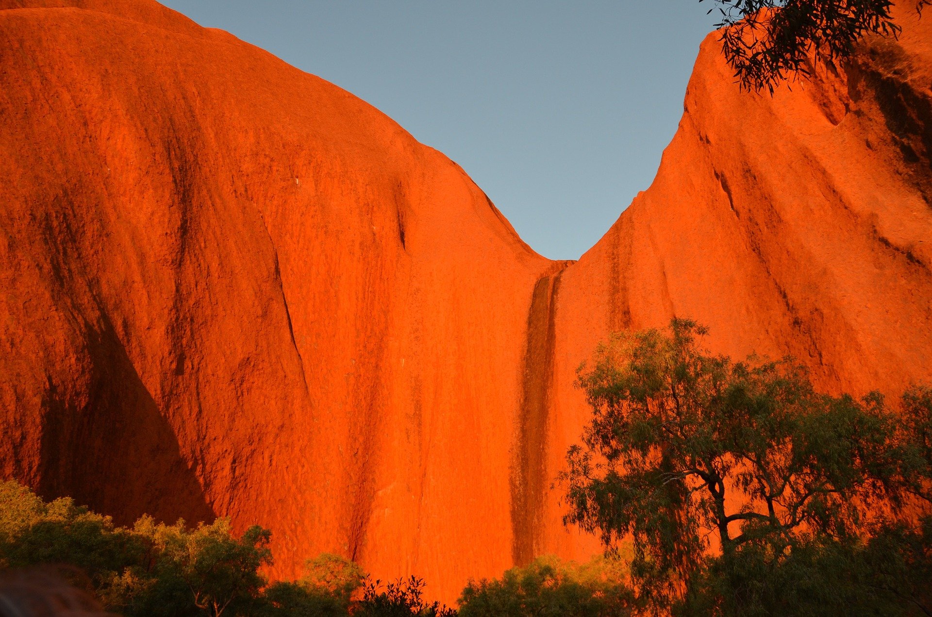 uluru-681140_1920 copy.jpg