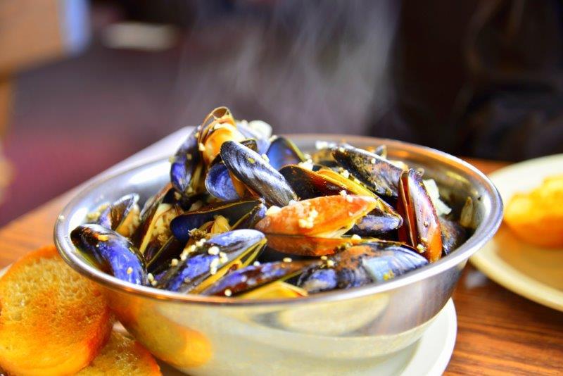 penn-cove-mussels-from-kurt-winner-reduced-image.jpg