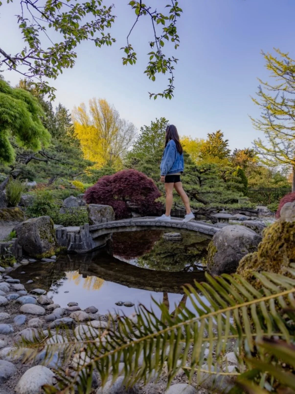 🌿✨ Hidden gem alert, PNW.

Tucked just minutes from Sea-Tac Airport in @seattlesouthside , Highline SeaTac Botanical Garden has quietly been one of our region&rsquo;s most peaceful, underrated escapes &mdash; and now it&rsquo;s getting national love