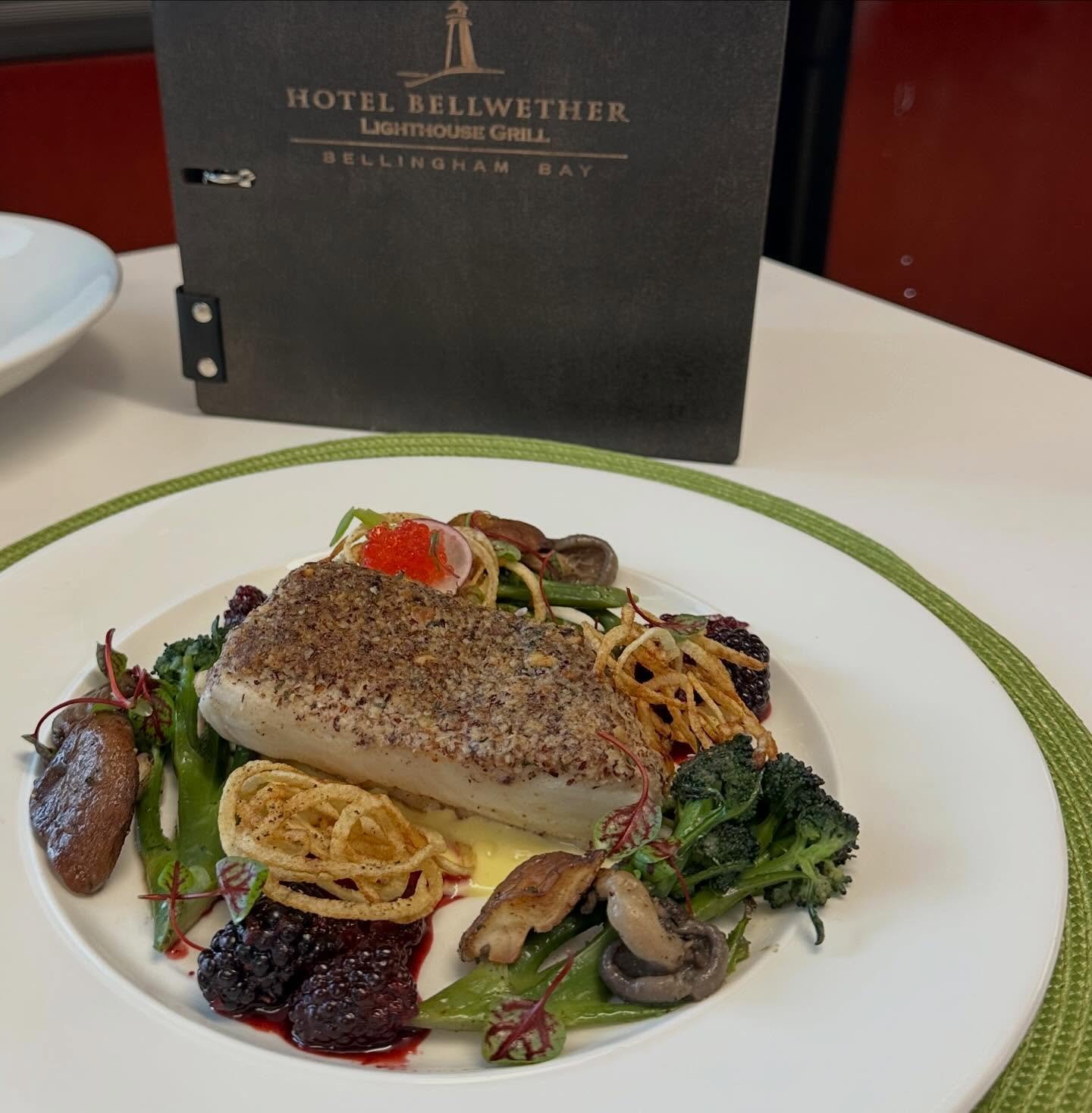 Fresh flavors, waterfront views, and one very scenic reason to head north. 🌊🍽️

Chef Omar Anzaldua of Hotel Bellwether&rsquo;s Lighthouse Grill recently joined @newdaynw and @livewithkellyhanson to share a taste of what&rsquo;s waiting in Bellingha