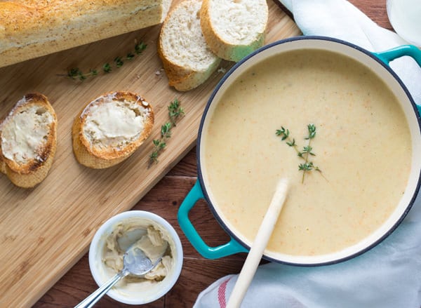 Roasted-Garlic-and-Cauliflower-Soup-with-Anchovy-Buttered-Toast-4.jpg