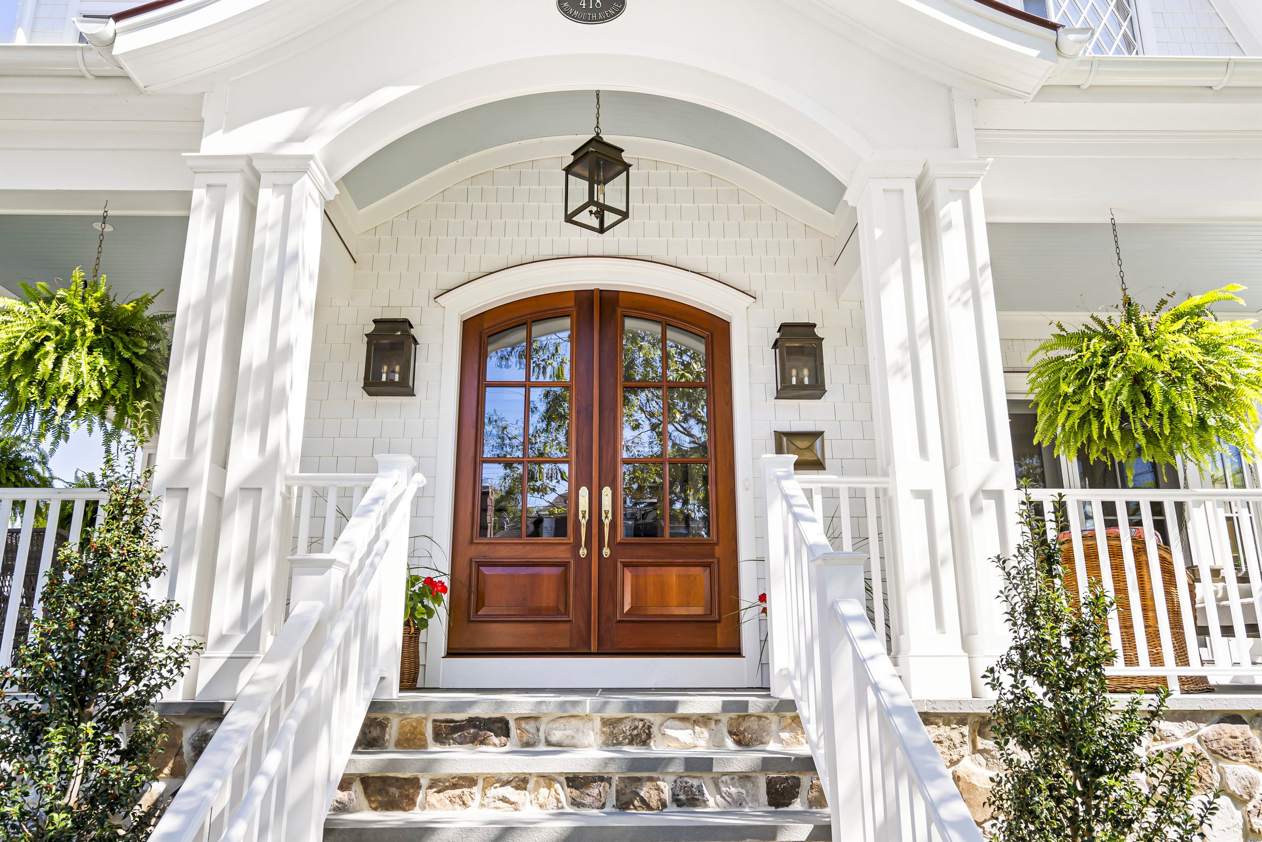 08-Front Door.jpg