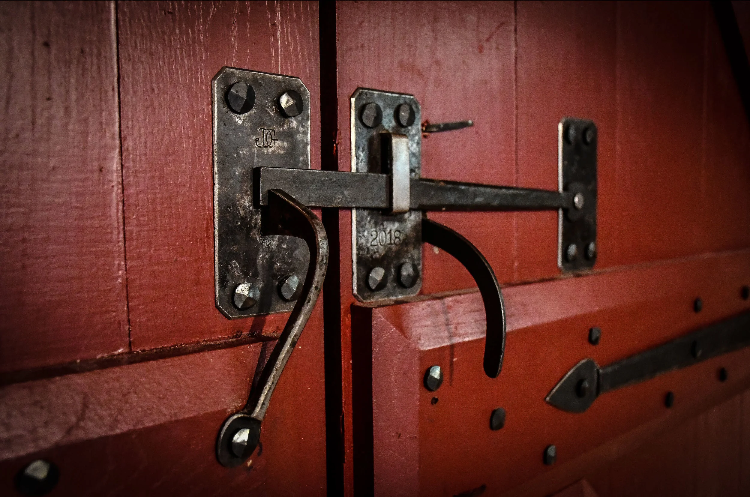 resized latch.jpg