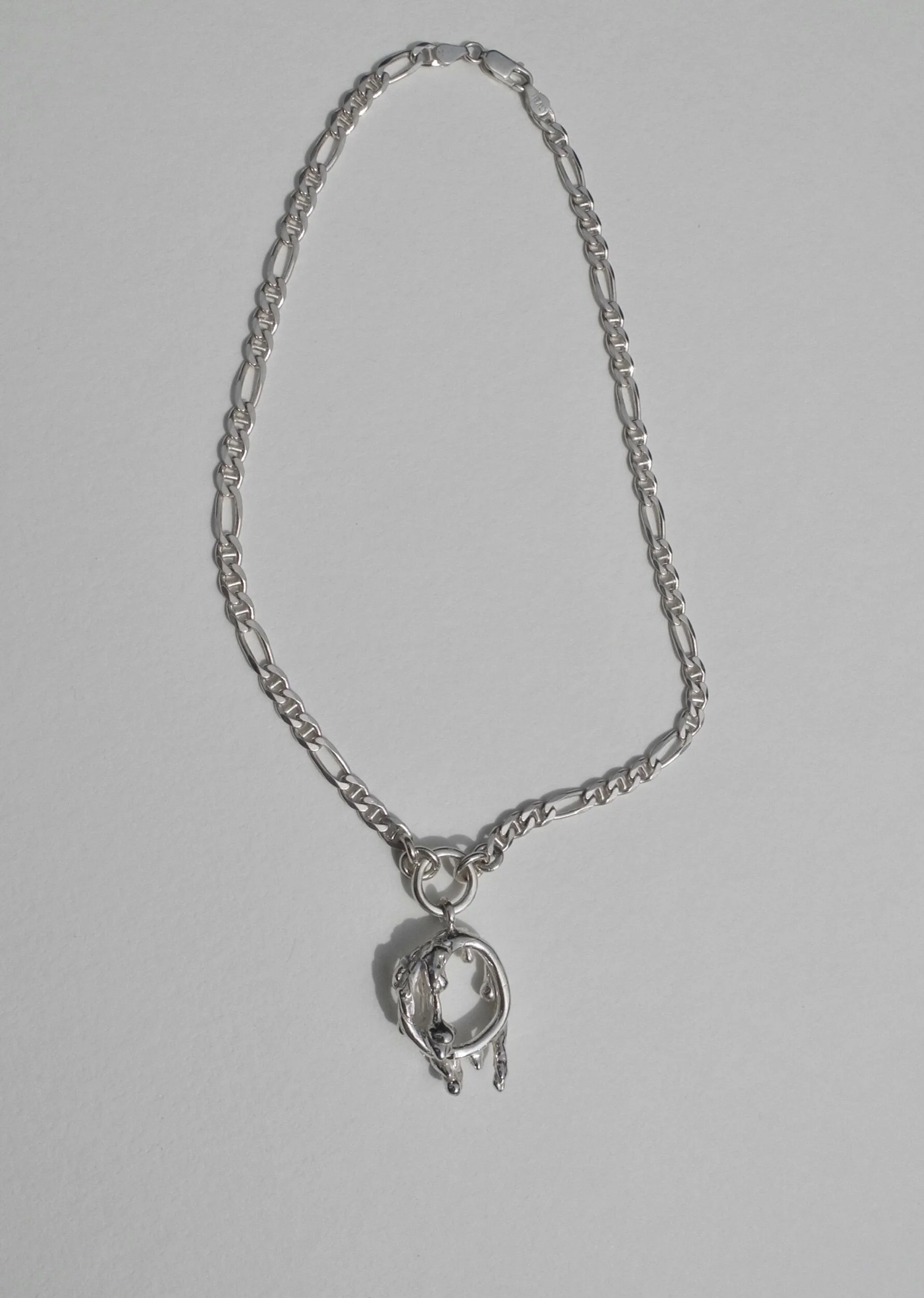 C3C2C48F-FB00-4086-9757-0E012F765703