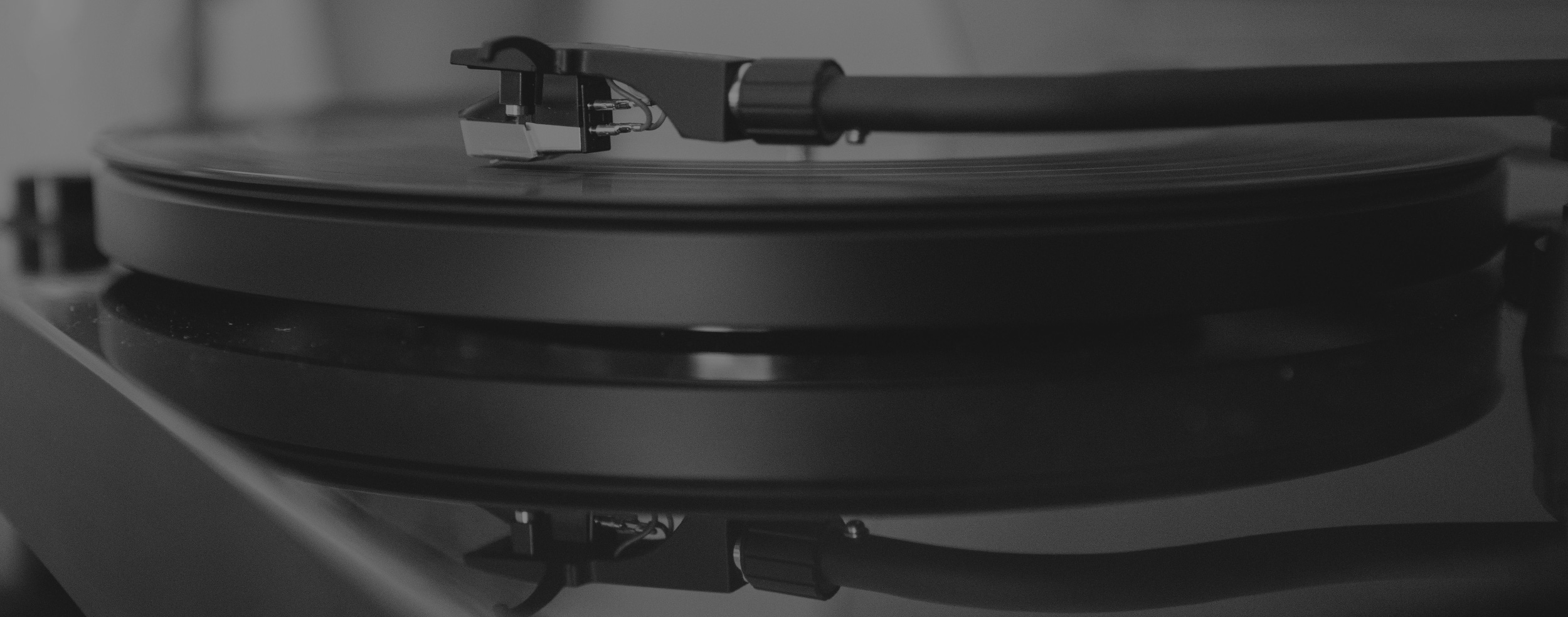 AlchemyProductPage_Module_Turntable.jpg