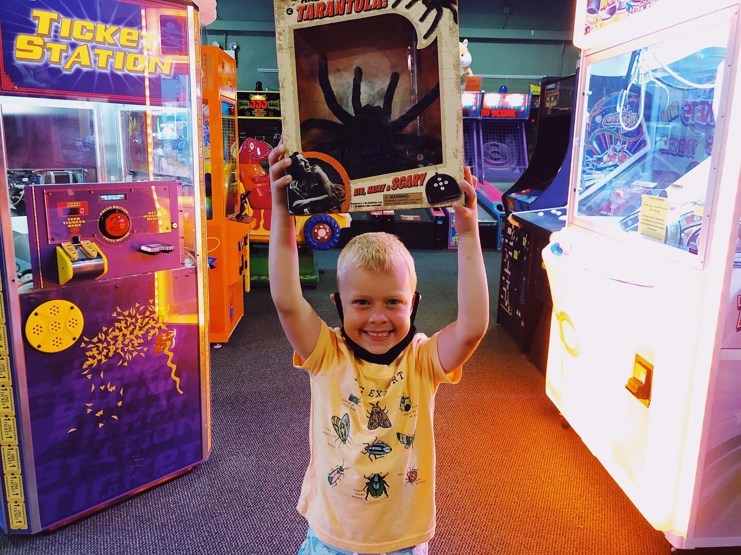 Saving up your tickets pays off !😄🕷 #fun #prizes #arcade