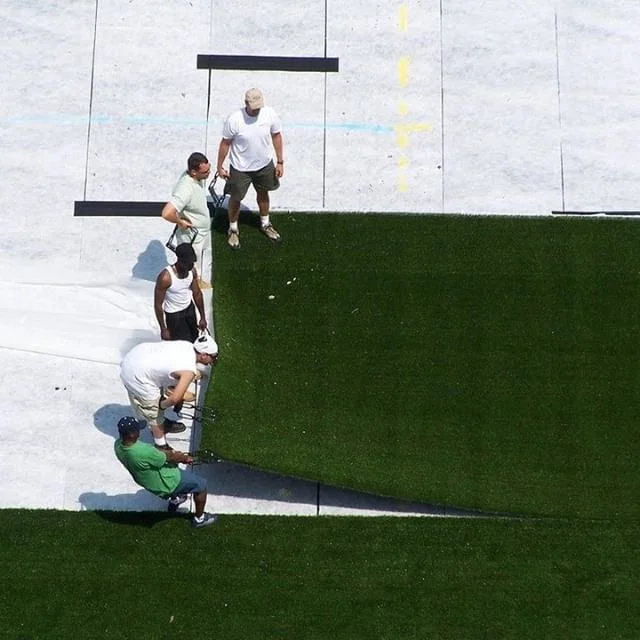 Big jobs = big team. Our team goes above and beyond when installing turf! #artificialturf #fakegrass