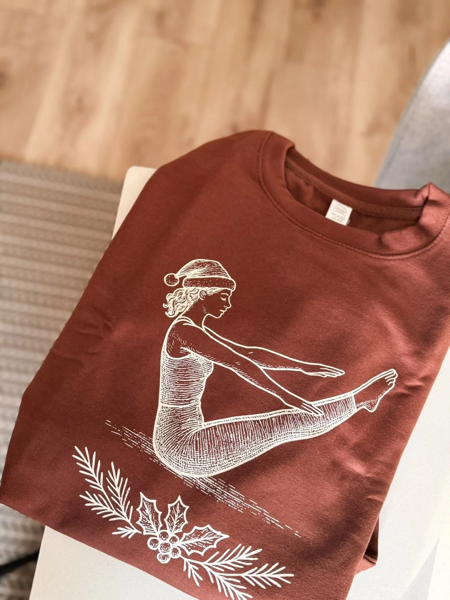 The lovely @meganhattonyoga @artist.megan bought a Christmas sweatshirt from me. I called this design &lsquo;Teaser&rsquo; as a Pilates design but she rightly pointed out that it&rsquo;s also perfect for Yoga as it&rsquo;s Navasana or Boat Pose! 🚢🧘