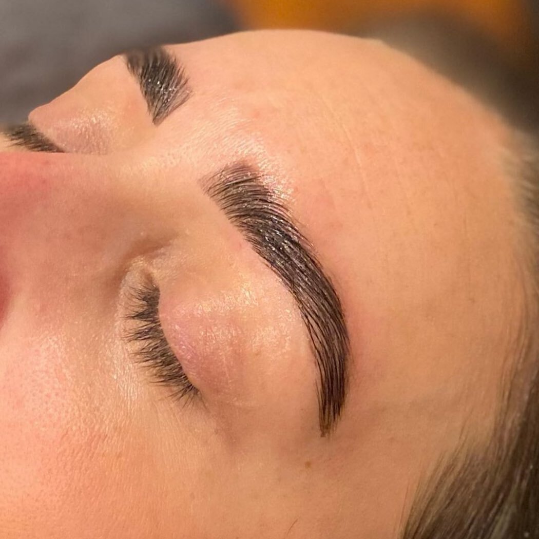 Best brow stylists in cincy in case you didn&rsquo;t hear 😏👌

#brows #browshaping #browgoals #cincybrows #nkybrows #cleanbeauty #veganbeauty #veganspa #nkyspa #cincyspa