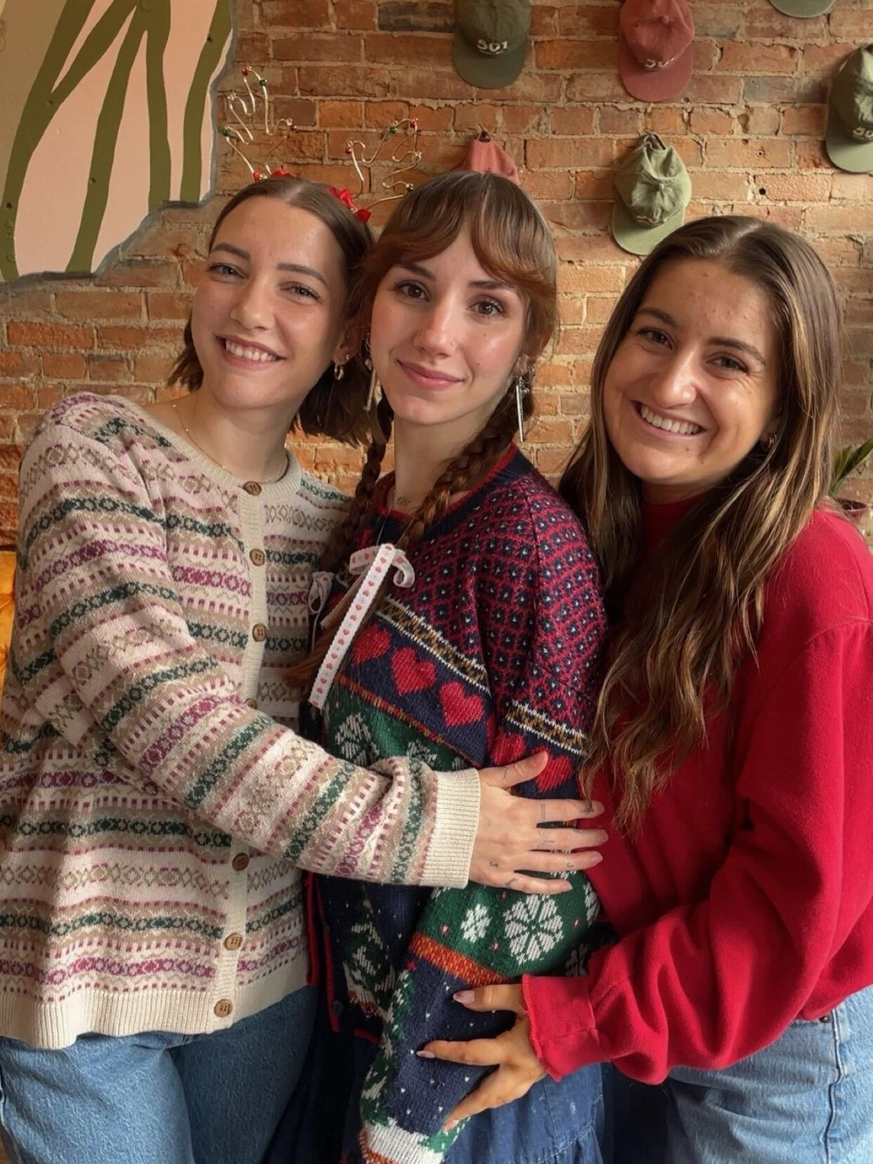 This Sunday, some of our spa team hosted an afternoon celebrating our guests and the launch of Aveda&rsquo;s newest skincare line!✨

From personalized brow mapping to mini facials using Aveda&rsquo;s latest formulas, the day was all about customized 