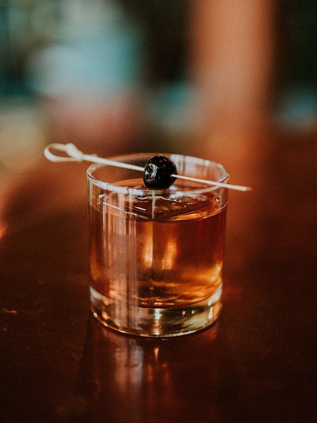 Carmen St. Revue is a cocktail that has carried us through summer, but the coffee liqueur and orange bitters make it the perfect drink to sip in fall, too ☕🍊

broken top rye, metaxa 7, ode to cafe, cascara, demerara, amargo chuncho, orange bitters, 