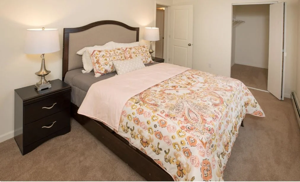 pointe-apartments-anoka-mn-building-photo (7).jpg
