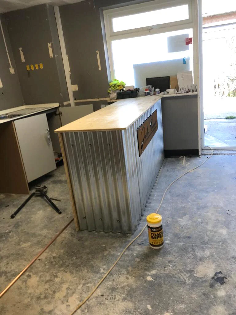  Jack Plummer: Sign metal work 