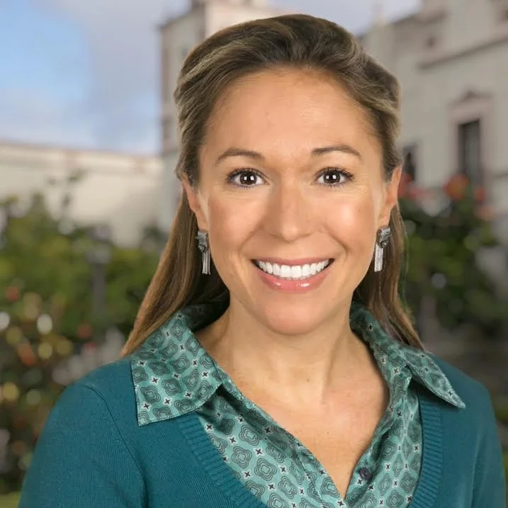 Ami Carpenter.jpg