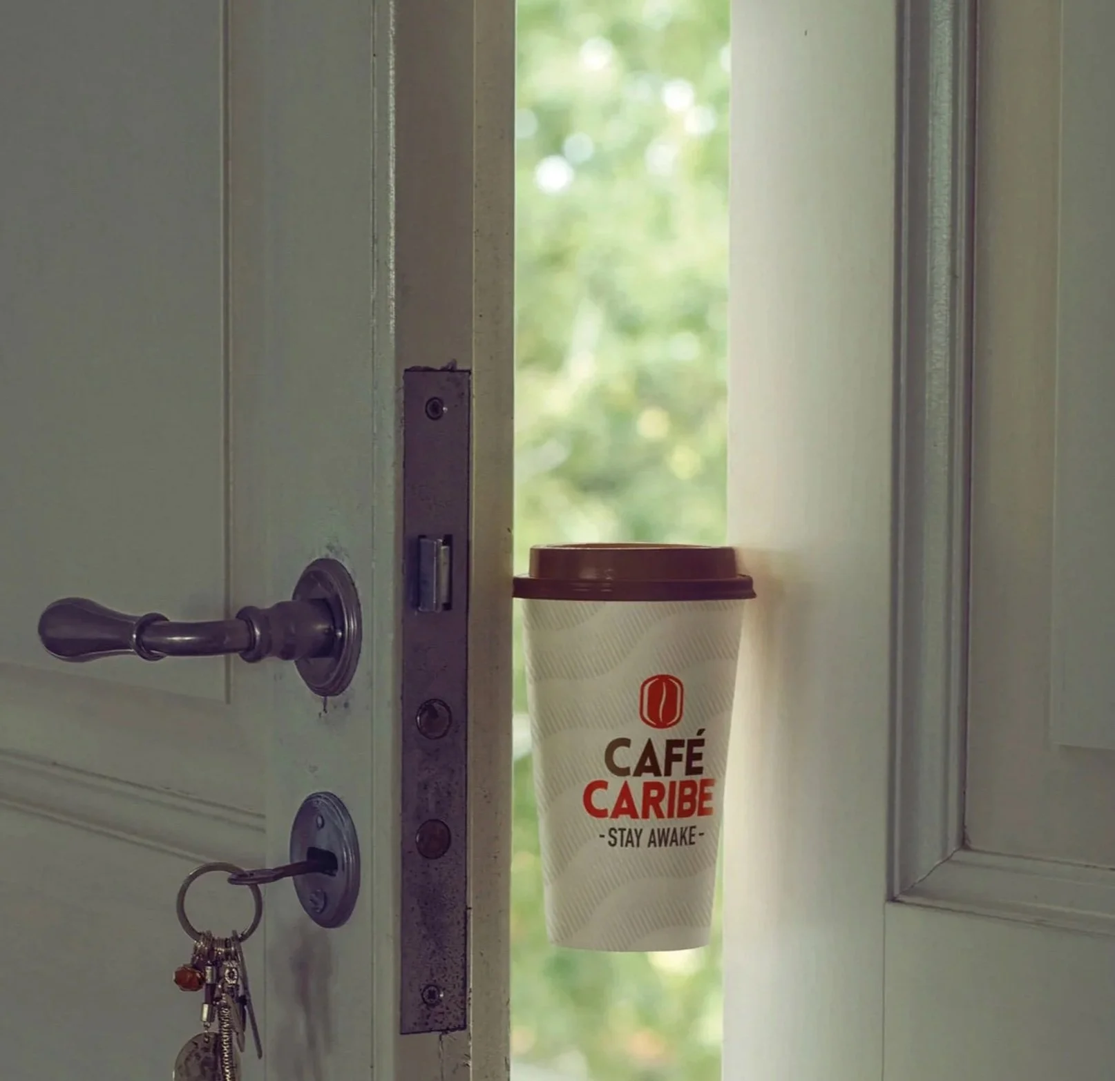      Café Caribe - "Stay Awake"
