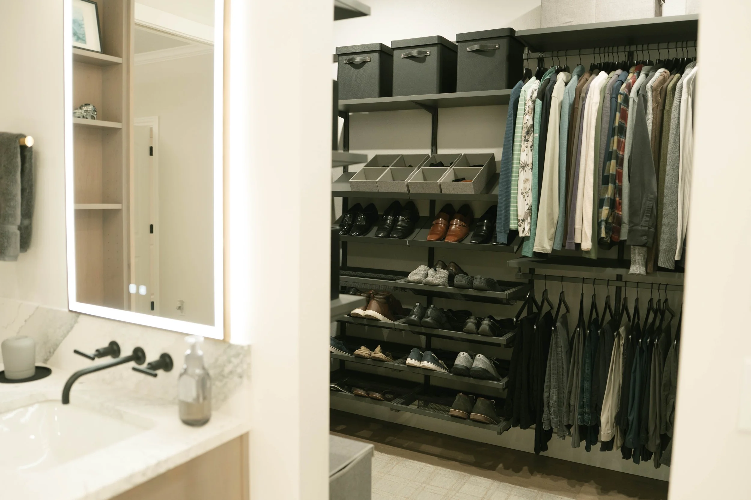 brighthive-closet-43.jpg