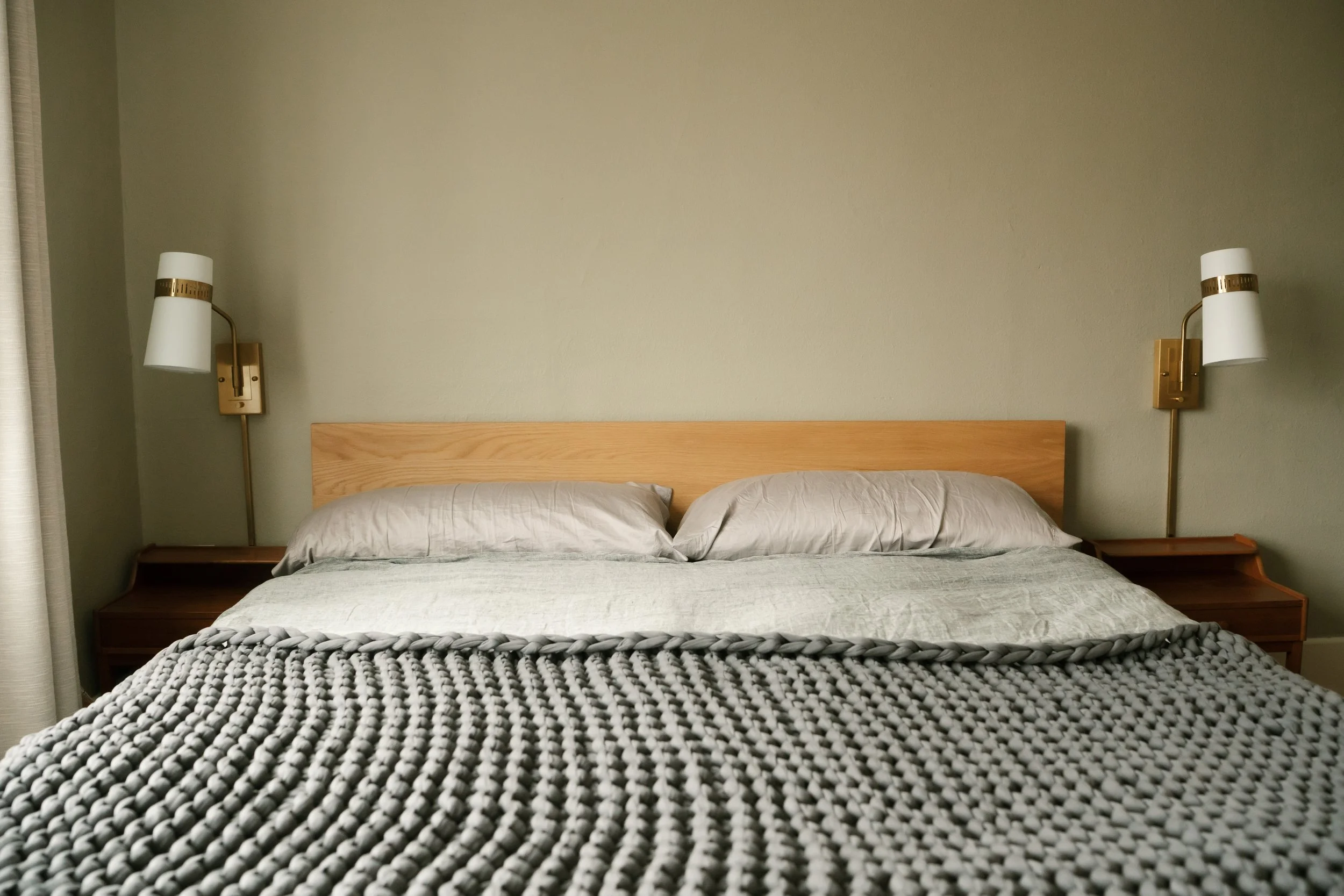 bedroom1-30.jpg
