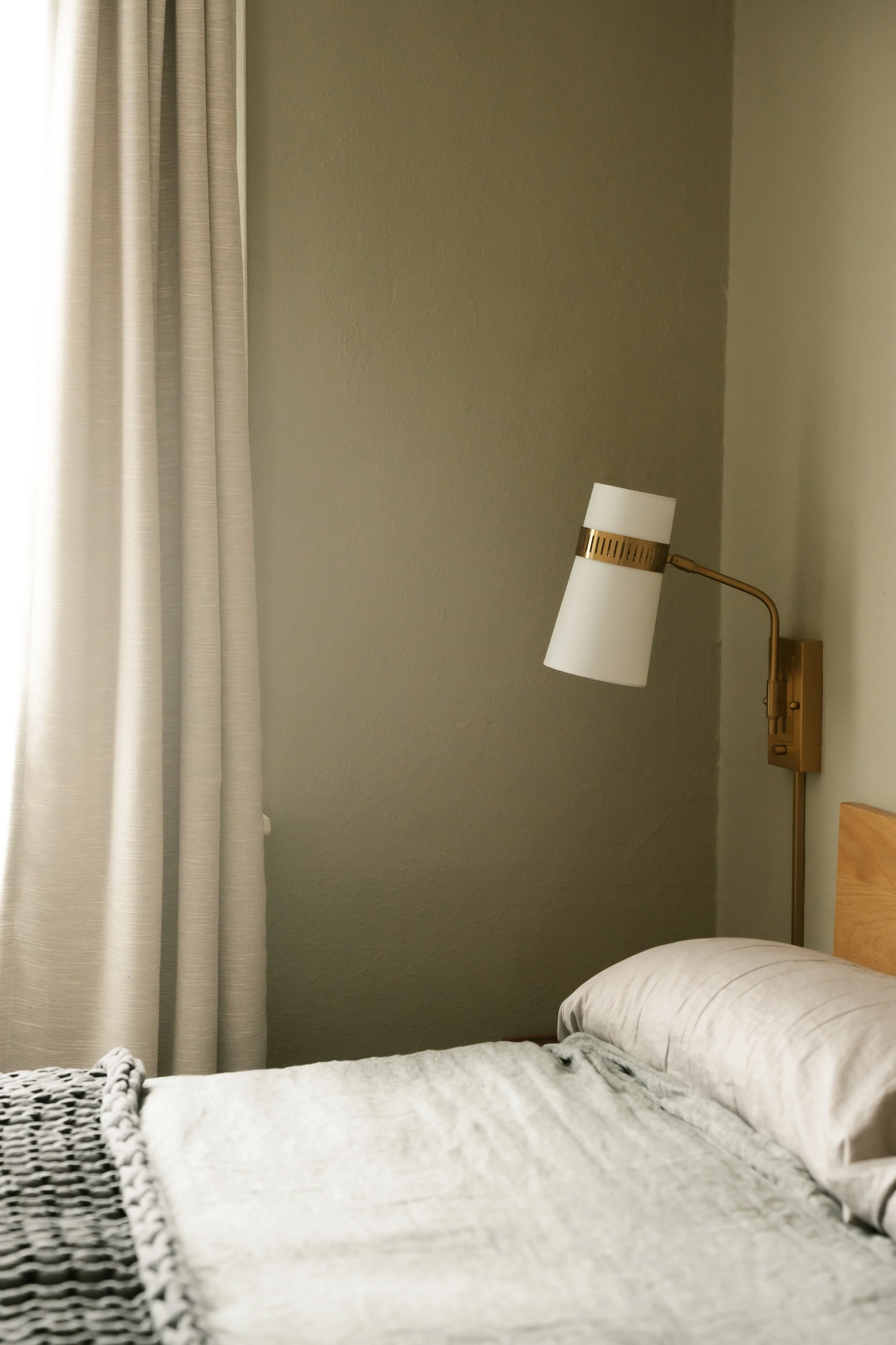 bedroom1-17.jpg