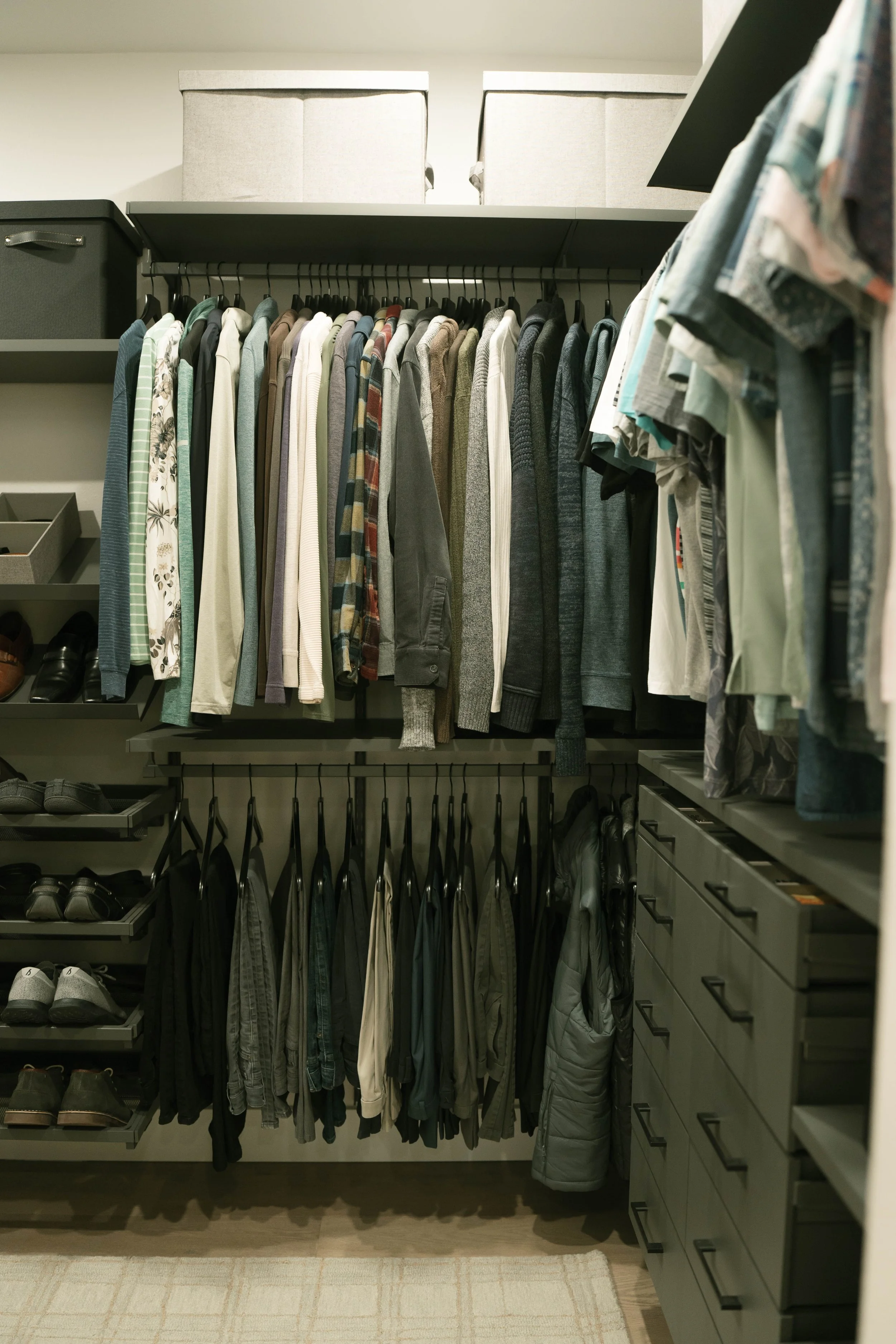 brighthive-closet-45 (1).jpg