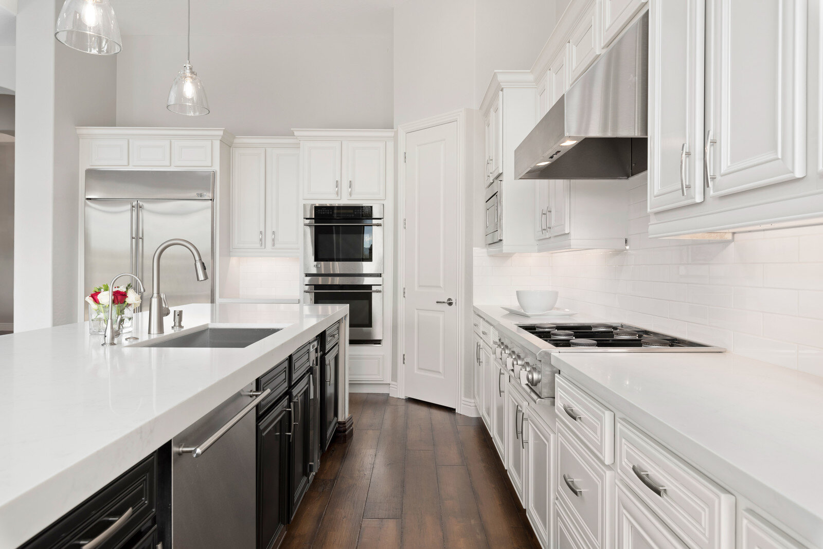 10_9901EEdgestoneDr10_mls.jpg