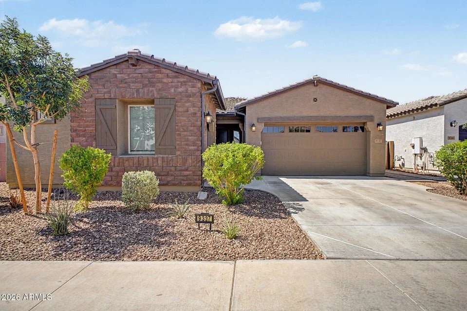 Congratulations to our client on the purchase of their property in Phoenix for $649,900.
Are you looking to purchase or list your home? Contact our team today at www.ArizonaLuxuryPartners.com.