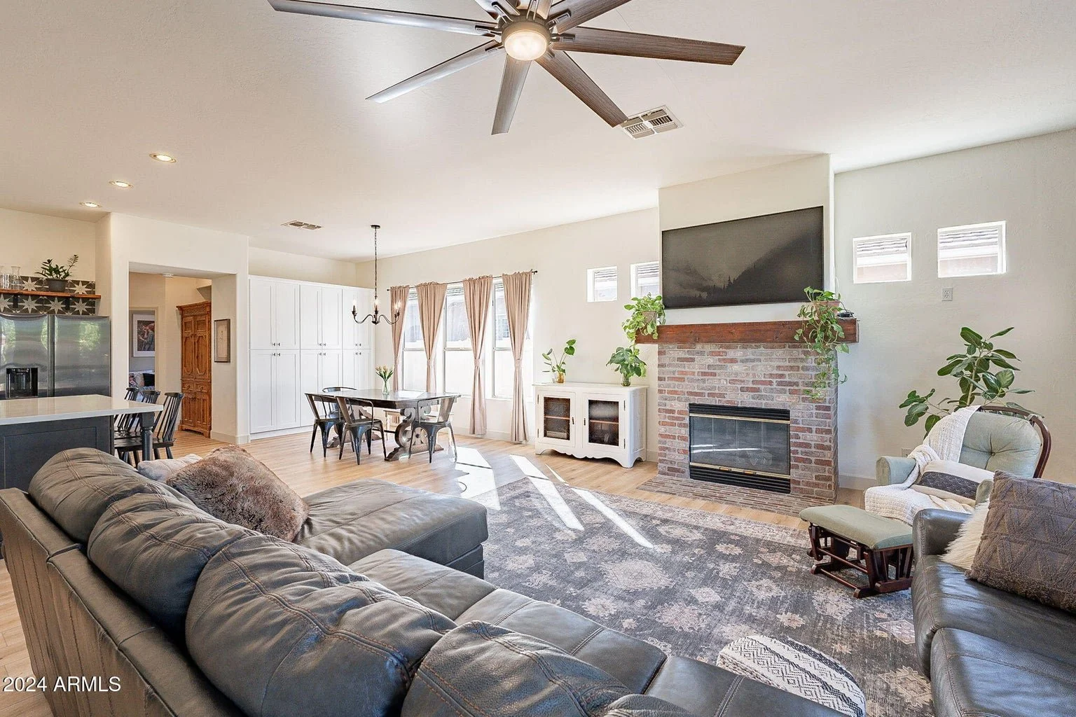 Sold: 7778 S Grandview Avenue, Tempe, AZ 85284, Arizona Luxury Partners represented the buyer