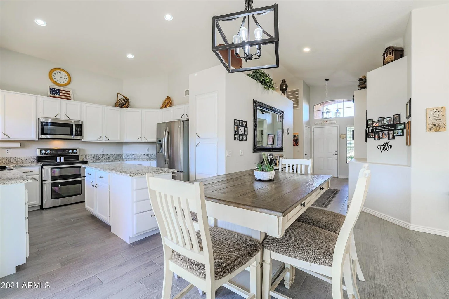 Sold: 261 E Mesquite Street, Gilbert, AZ 85296, Arizona Luxury Partners represented the buyer