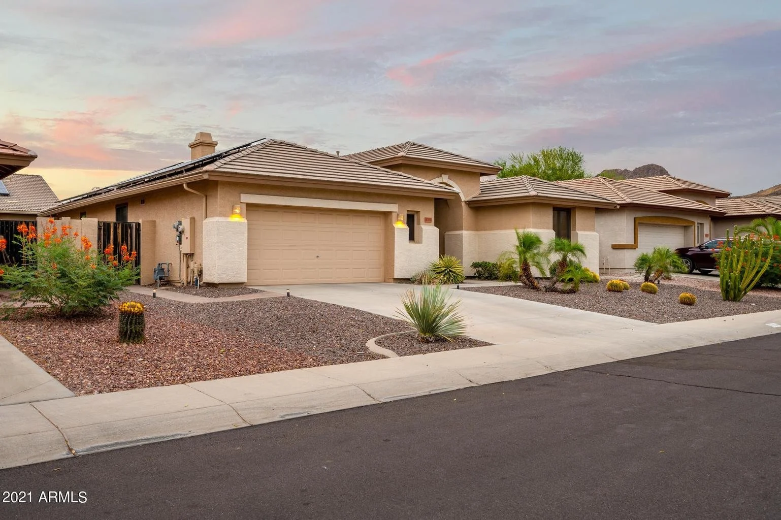 Sold: 6764 W Avenida Del Rey, Peoria, AZ 85383, Arizona Luxury Partners represented the seller