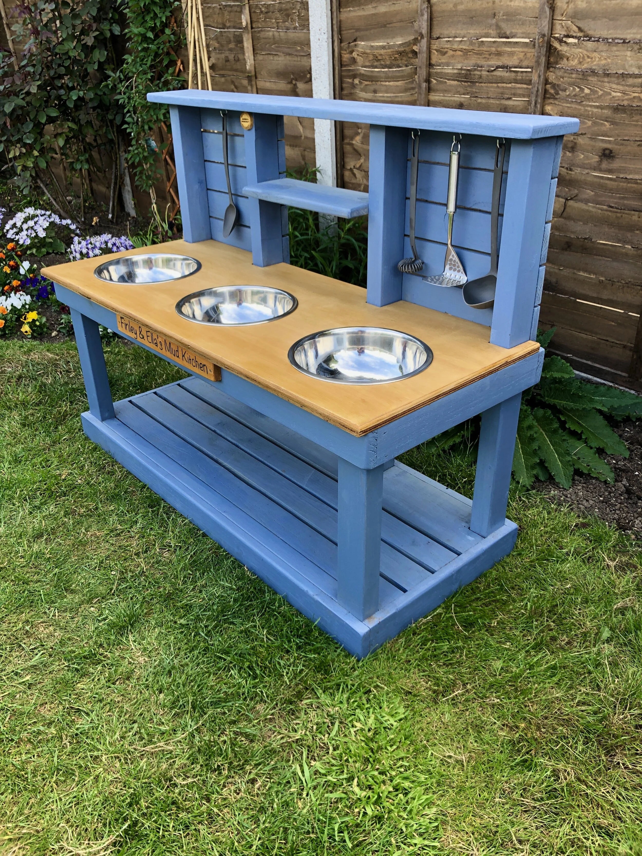 C35D079A-FD89-440C-A4BA-772D2E60259B