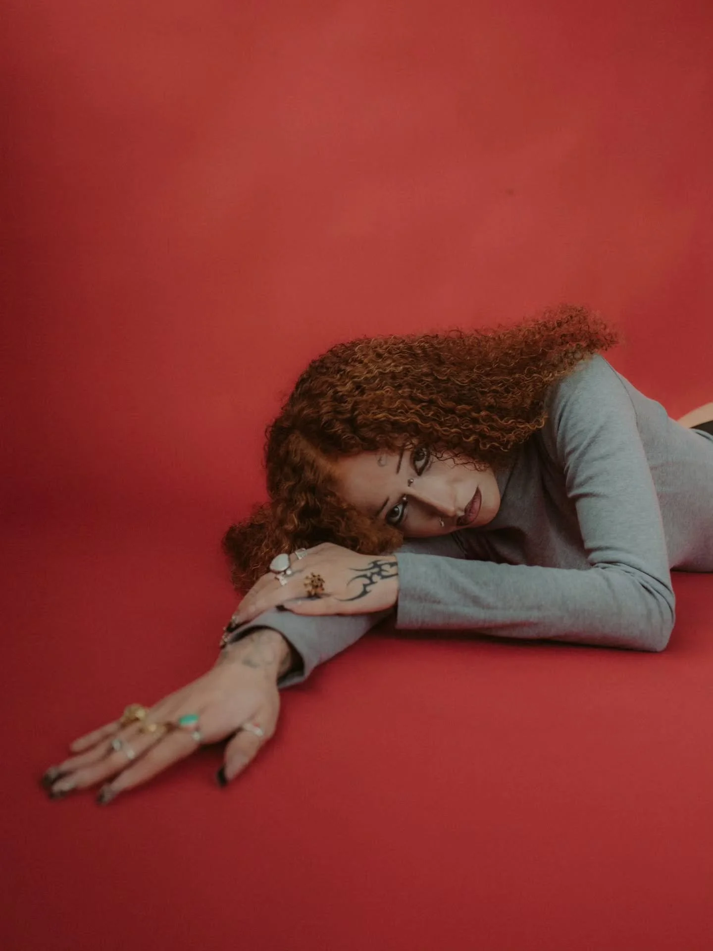 Eyes don't lie. 

Styled by @_cr1ms0n_gh0st_ '