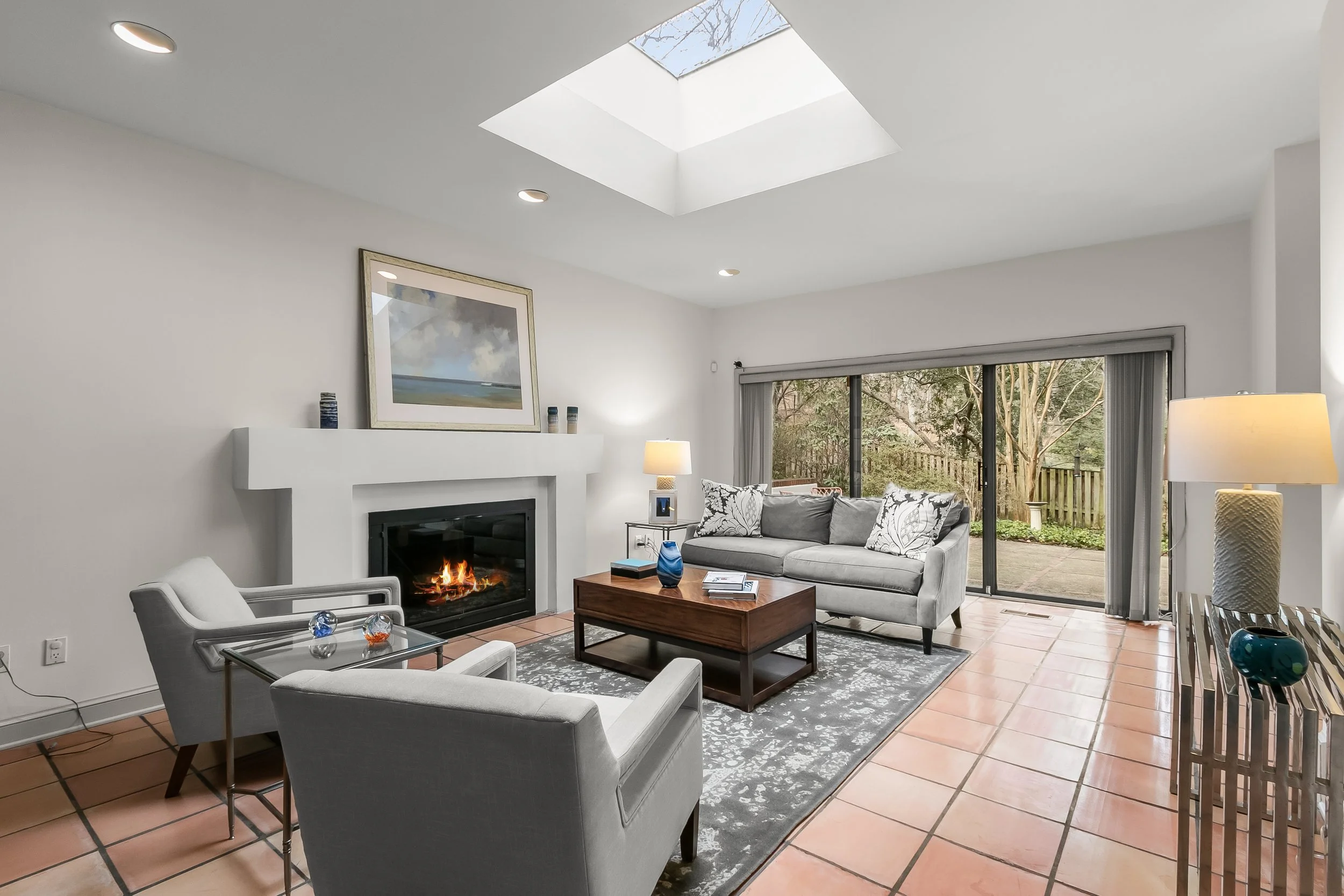 031-2400 44th St NW 031.jpg