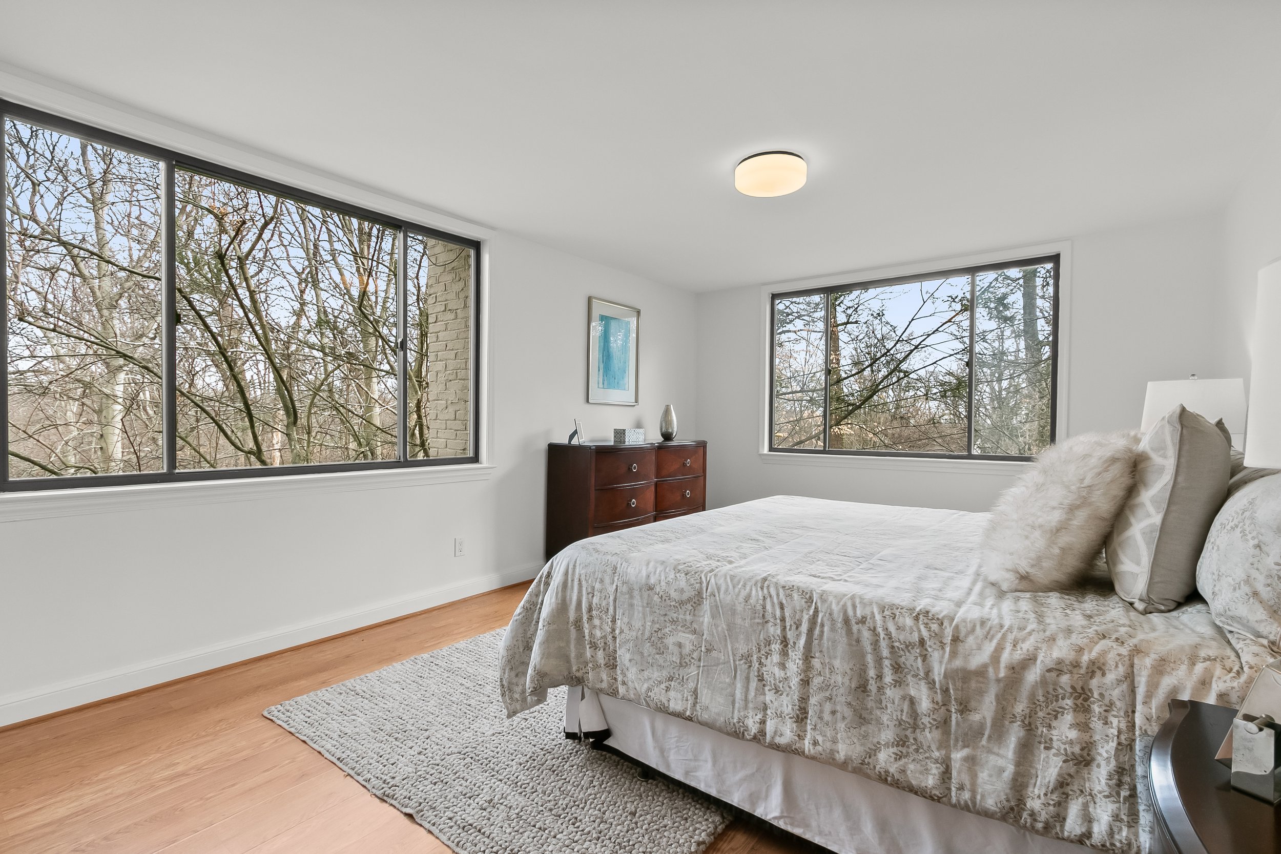 046-2400 44th St NW 046.jpg