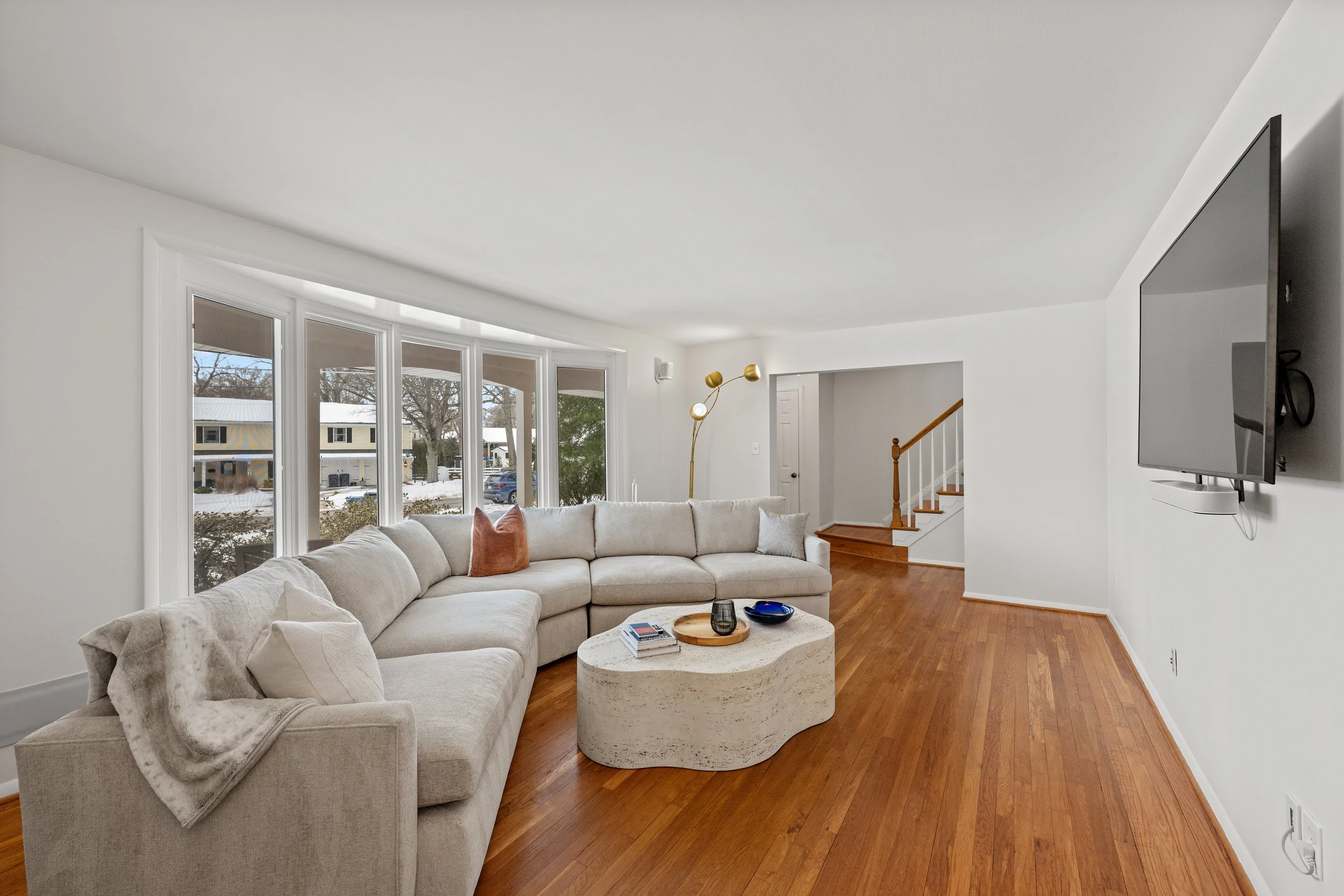 16-8511CamdenSt_016.jpg