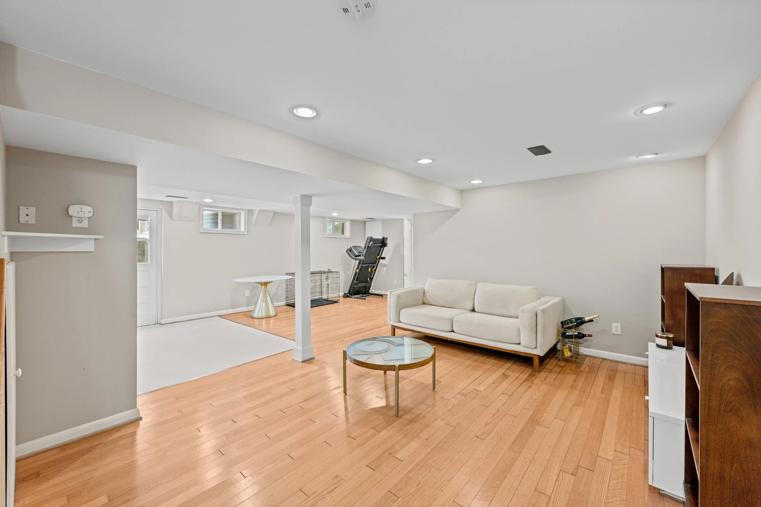44-8511CamdenSt_044.jpg