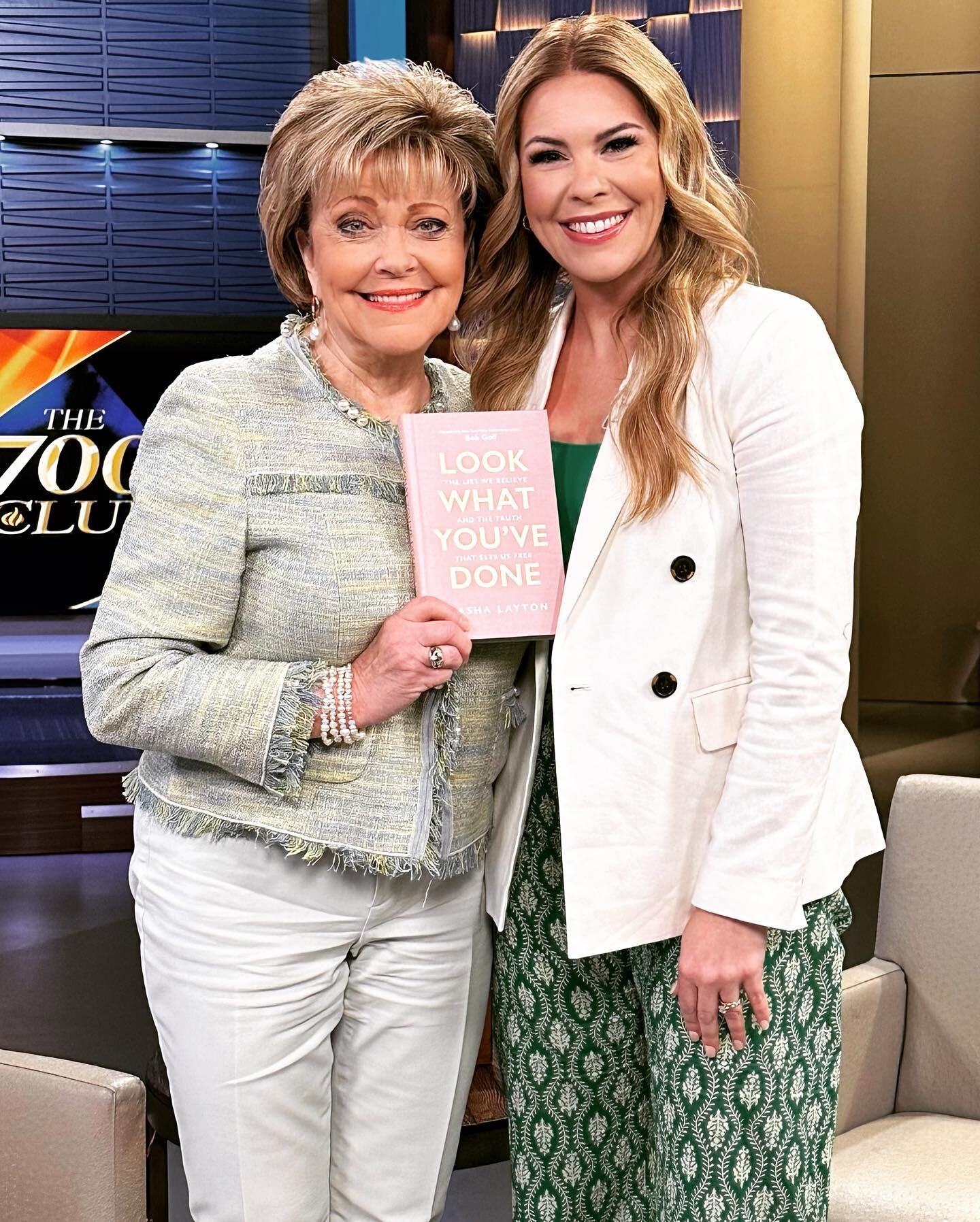 So sweet being with @meeuwsenterry on @the700club 
Thank you for supporting my new book &ldquo;Look What You&rsquo;ve Done&rdquo; and being such a wonderful team to work with!!
