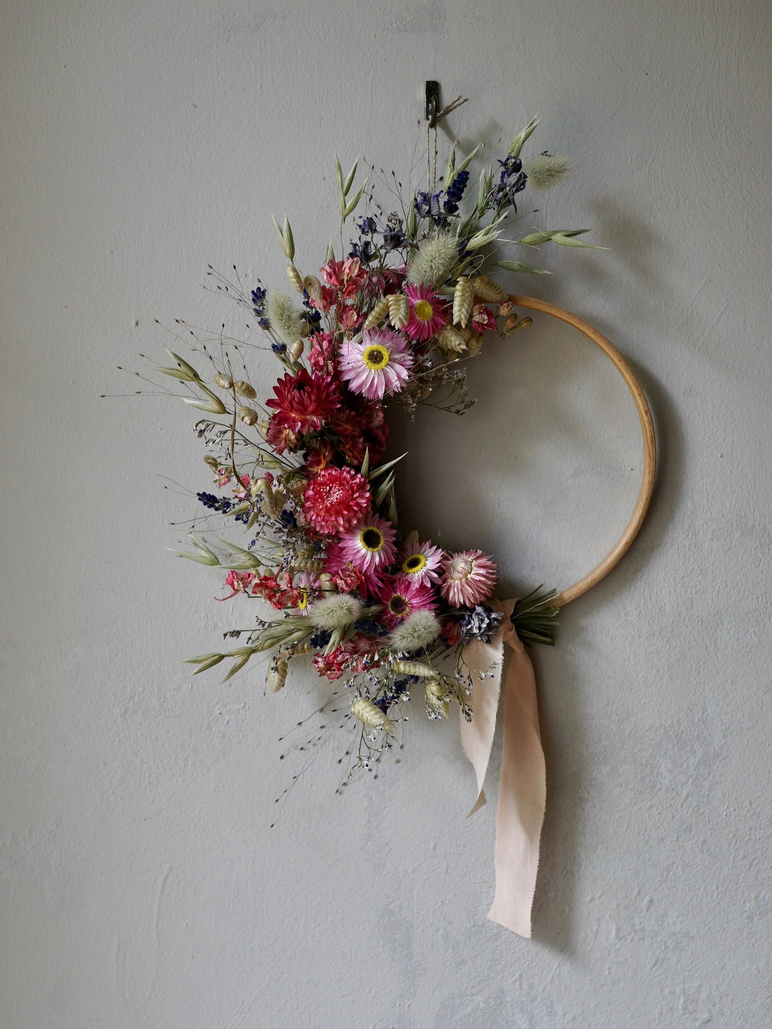 I made this as a gift for our lovely friend who helped us out with last-minute cat sitting&hellip; thanks again Sophie!! 💕

Wishing you all a happy Saturday - what are you up to? I&rsquo;m headed out in the garden to finally get on with the new pere