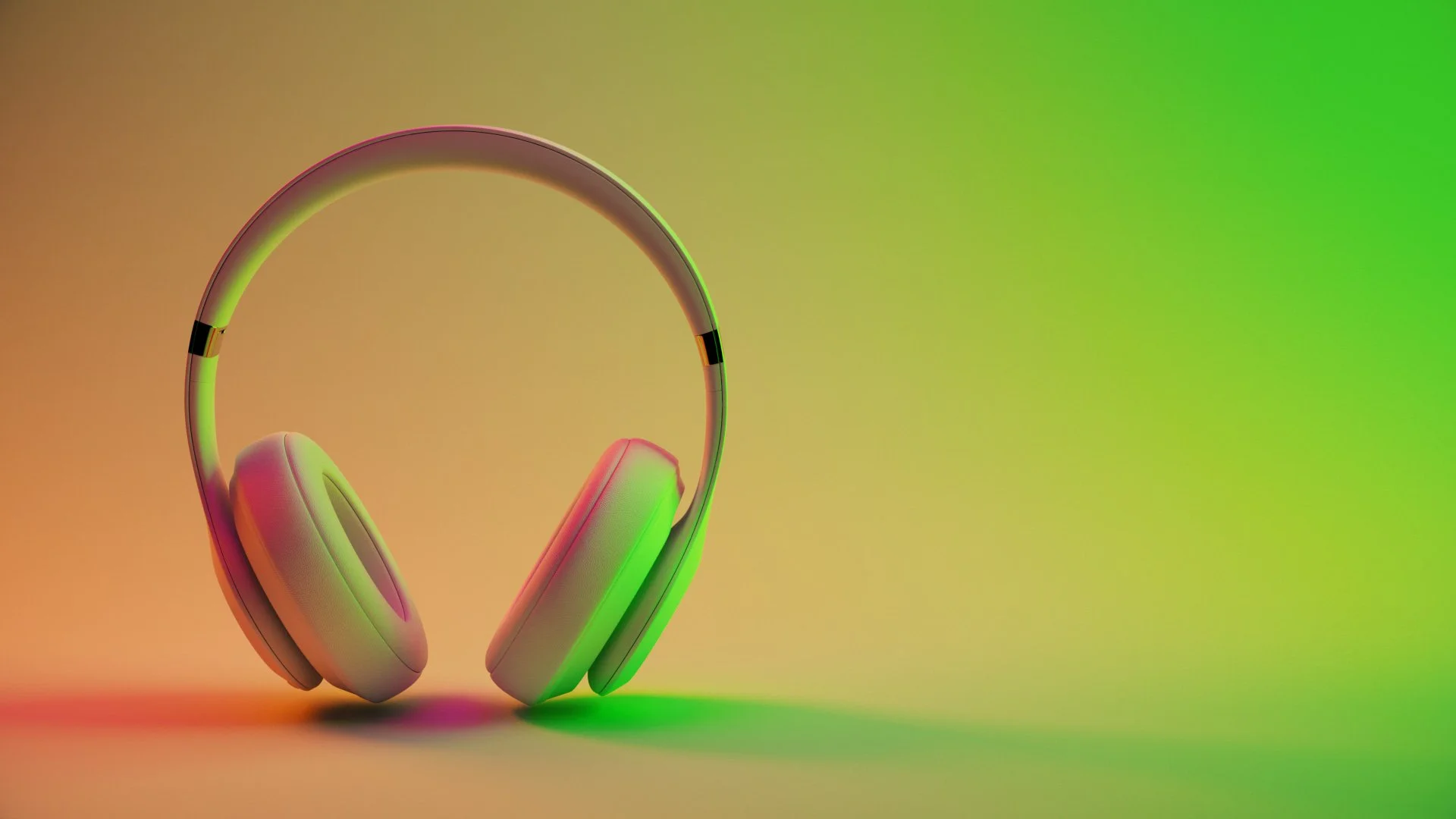 headphones_white_00000.jpg