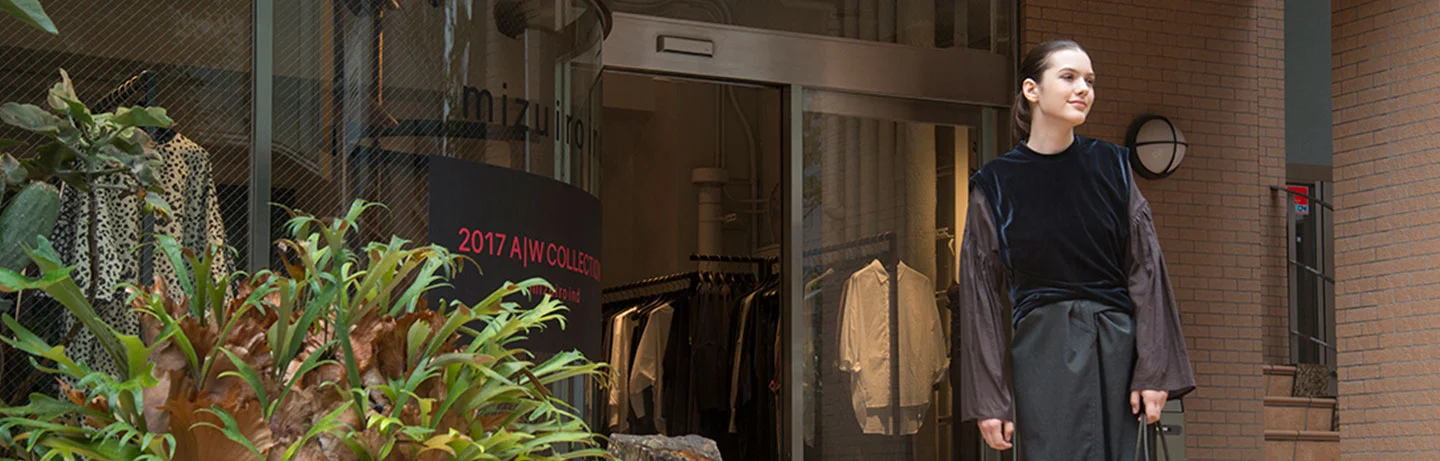 Walk around mizuiro ind Aoyama #01