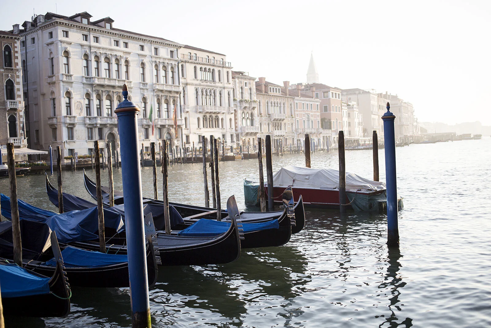 ARMES-TRAVEL-PHOTOGRAPHER-VENICE-ITALY-0010.jpg