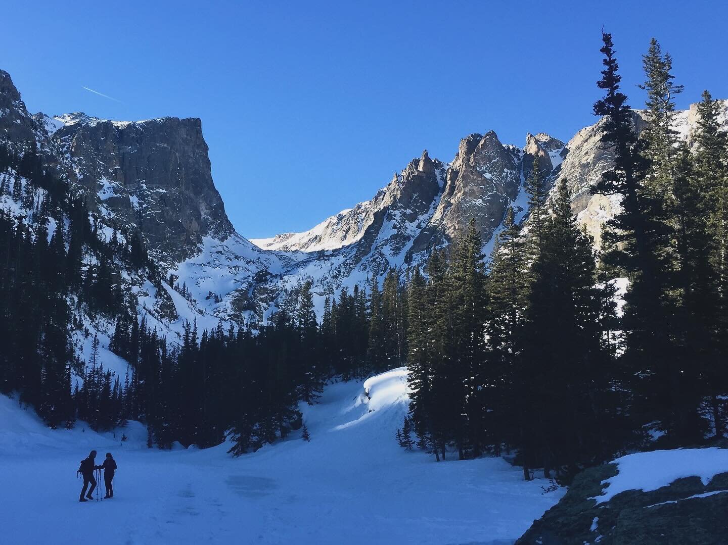 Still a good way from the saddle.
Hallett Peak from Dream Lake.