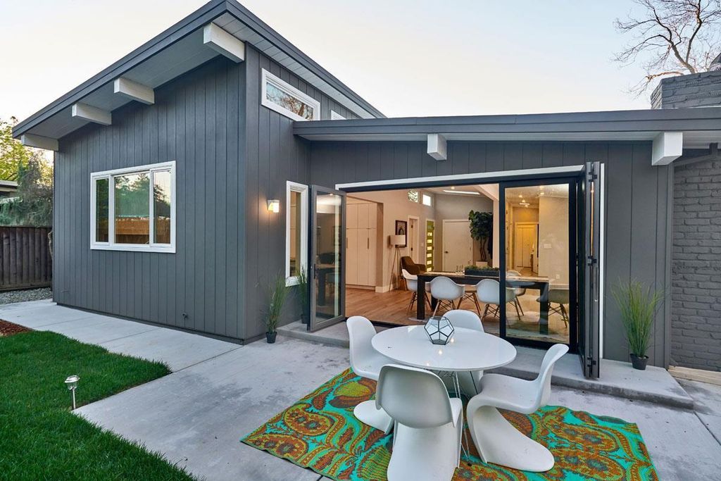 223 Edlee Ave, Palo Alto | $2,398,000