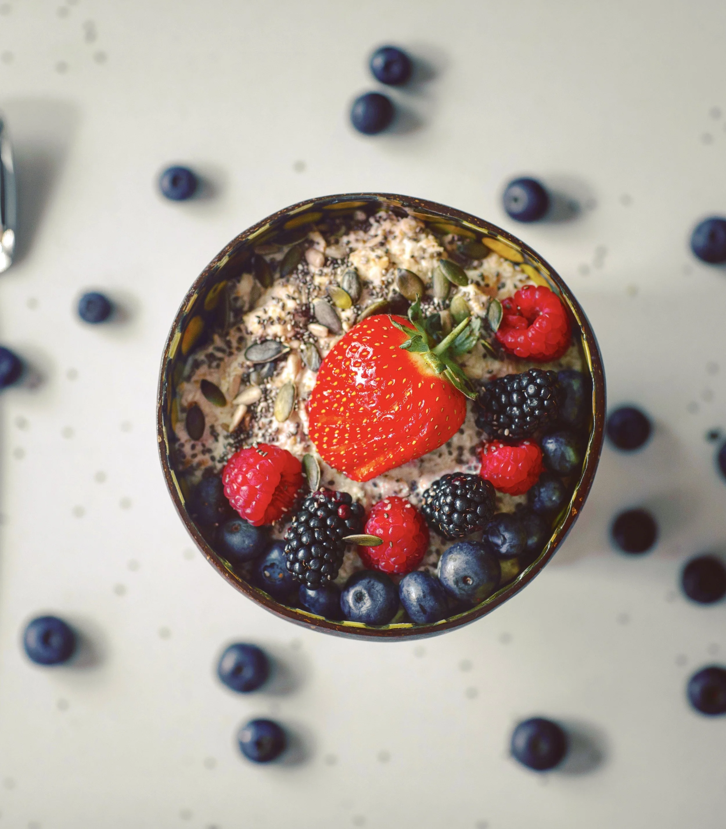 BERRY BREAKFAST BOWL