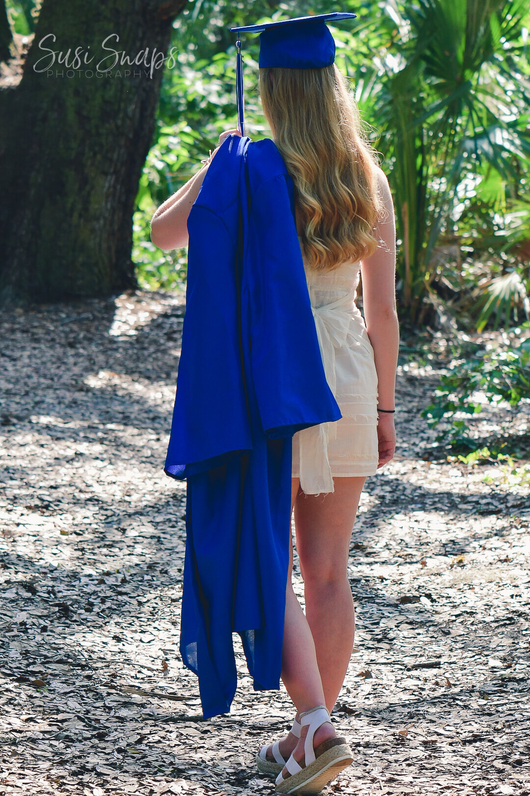 annabelle senior photos-1 3.JPG