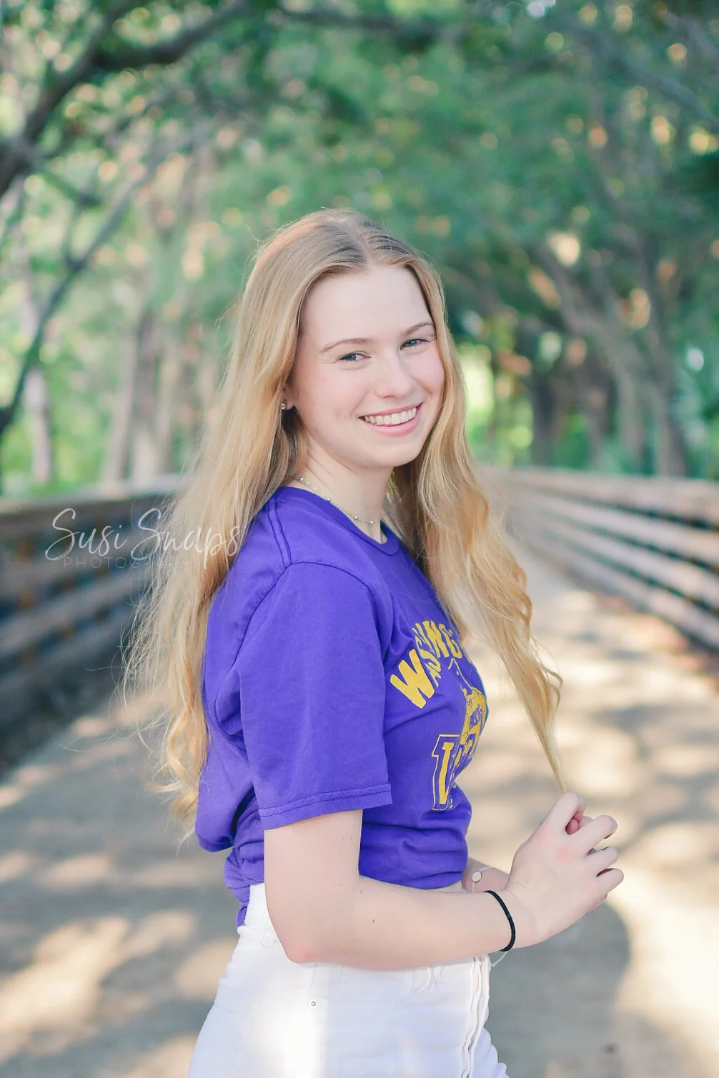 annabelle senior photos-14.JPG