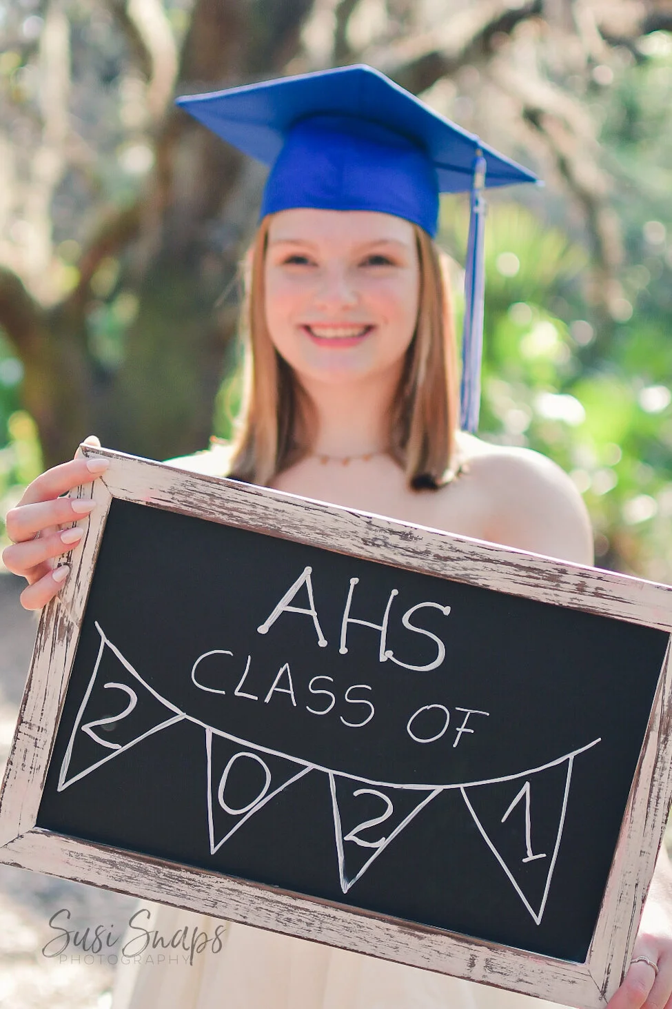 ash cap and gown-15.JPG
